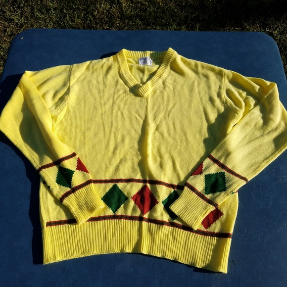 Vintage Other - VTG Revere 60's 70's Acrylic Yellow V-Neck Sweater
